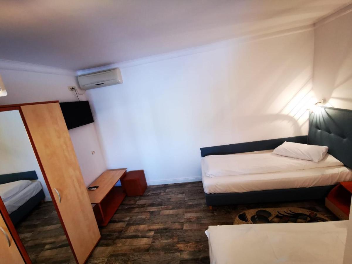 Hotel Sunrise Crisan  Εξωτερικό φωτογραφία