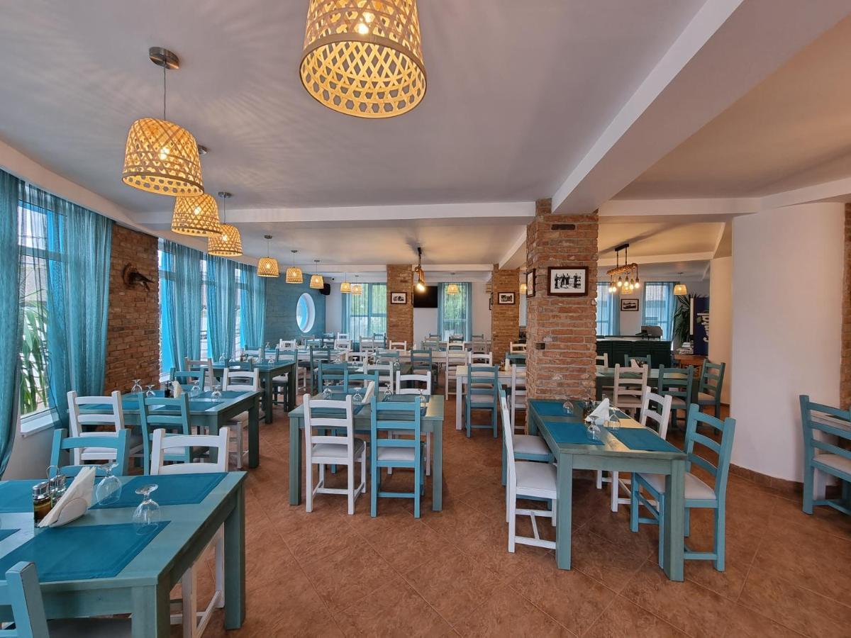 Hotel Sunrise Crisan  Εξωτερικό φωτογραφία